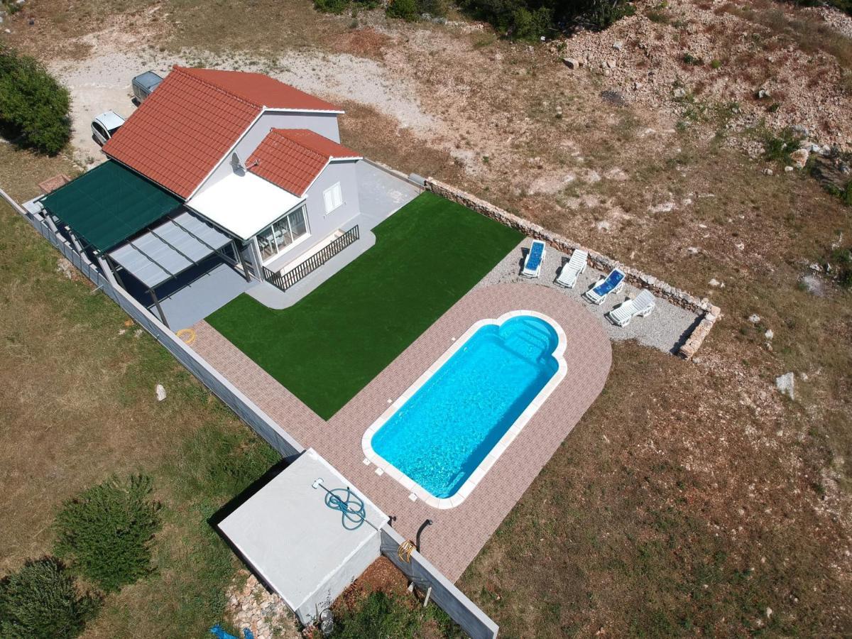 Villa Nane Garden House With Heated Pool Mirce Exterior foto