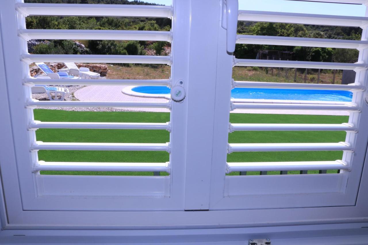 Villa Nane Garden House With Heated Pool Mirce Exterior foto