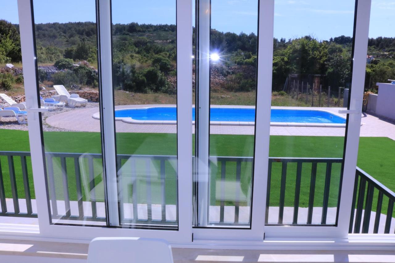 Villa Nane Garden House With Heated Pool Mirce Exterior foto